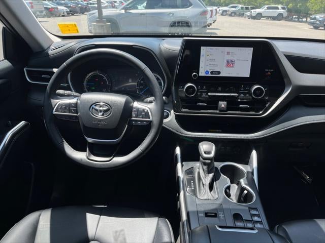 2025 Toyota Highlander Hybrid XLE