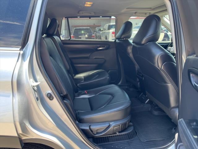 2025 Toyota Highlander Hybrid XLE