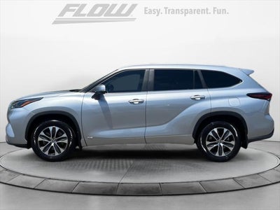 2025 Toyota Highlander Hybrid XLE