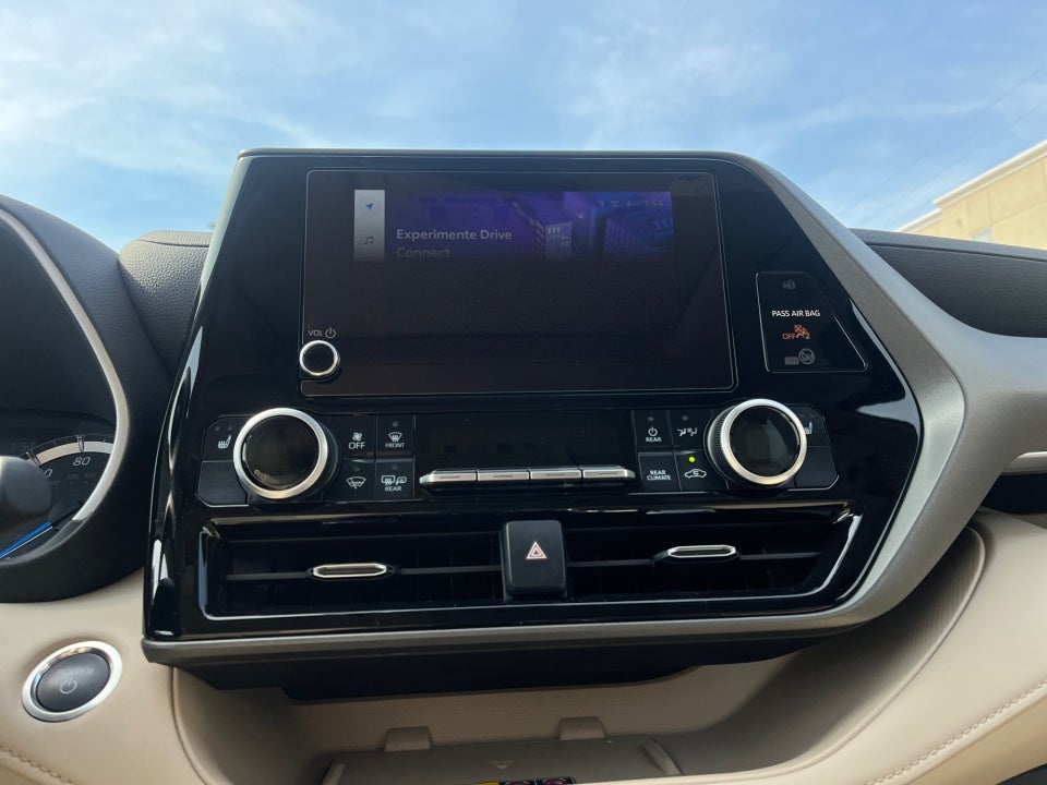 2025 Toyota Highlander Hybrid Hybrid XLE