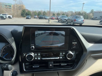 2025 Toyota Highlander Hybrid Hybrid XLE