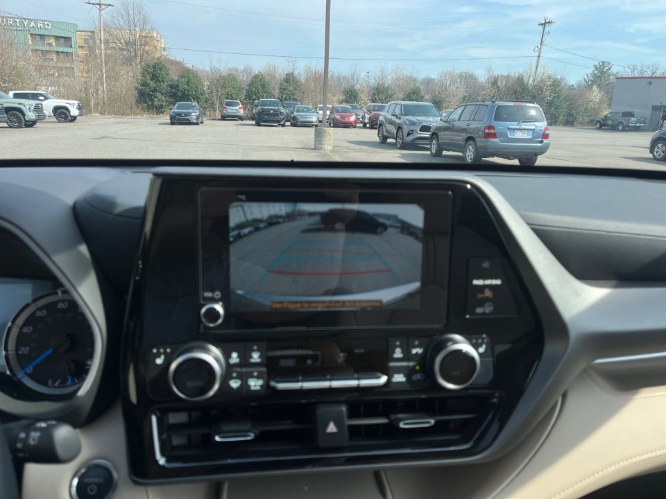 2025 Toyota Highlander Hybrid Hybrid XLE