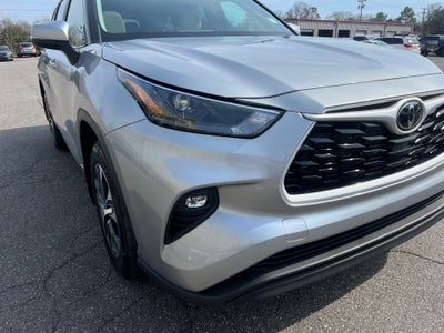 2025 Toyota Highlander Hybrid Hybrid XLE