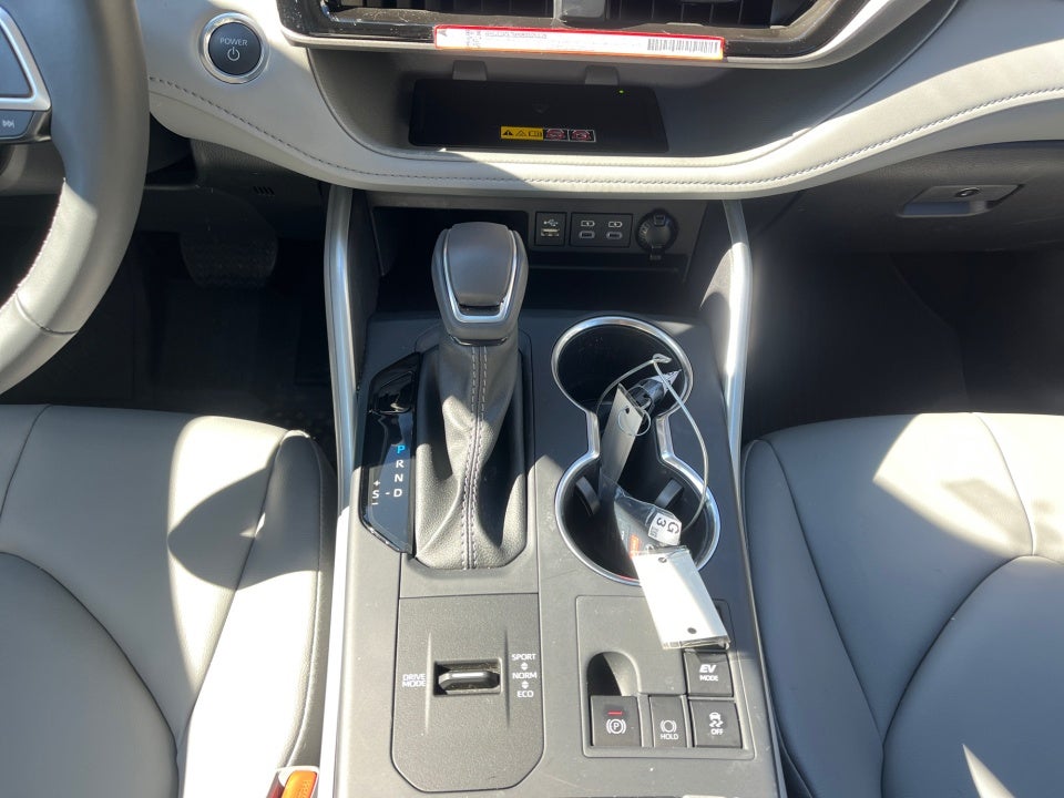 2025 Toyota Highlander Hybrid Hybrid XLE