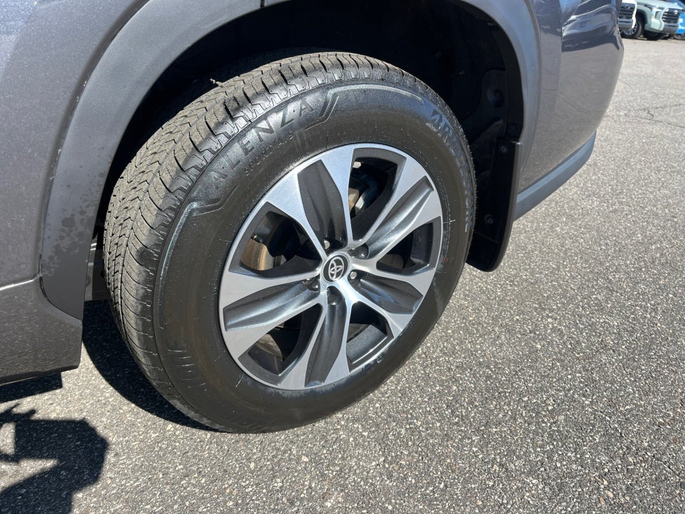 2025 Toyota Highlander Hybrid Hybrid XLE