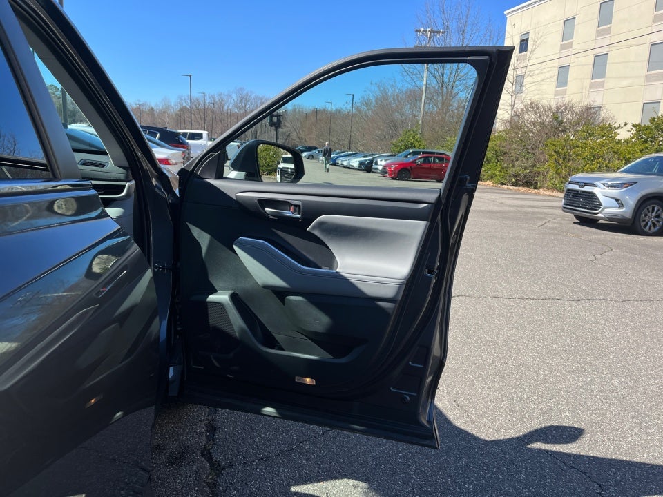 2025 Toyota Highlander Hybrid Hybrid XLE