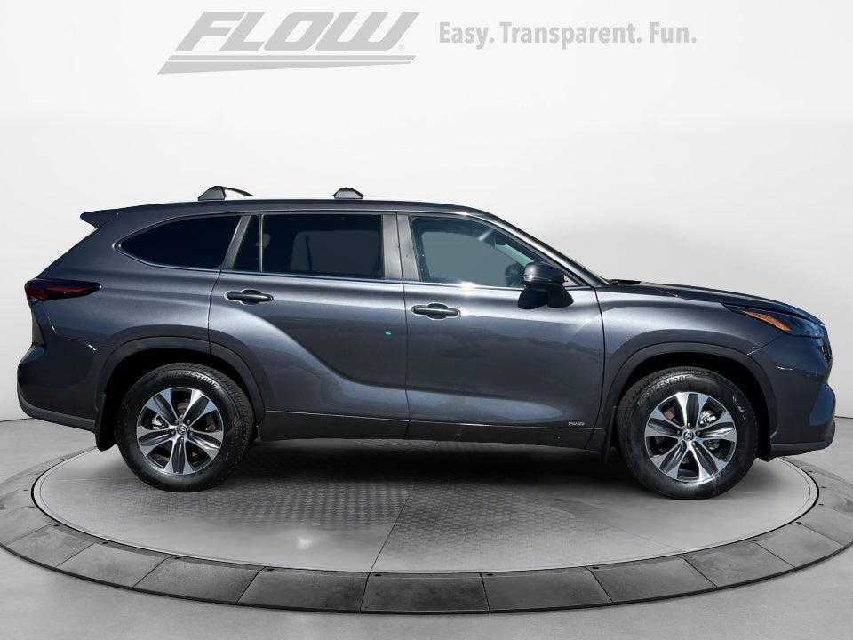 2025 Toyota Highlander Hybrid Hybrid XLE