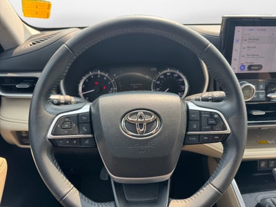 2024 Toyota Highlander XLE