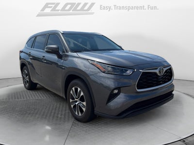2025 Toyota HIGHLANDER XLE