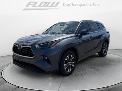 2025 Toyota HIGHLANDER XLE