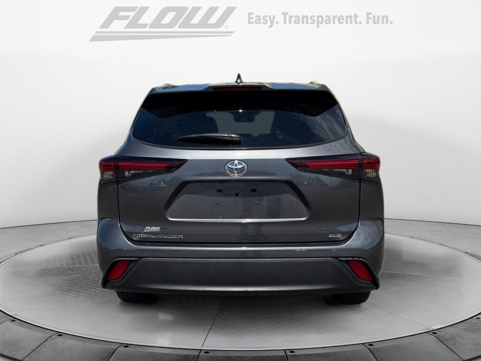 2025 Toyota HIGHLANDER XLE