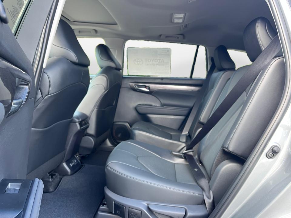 2026 Toyota Highlander Limited