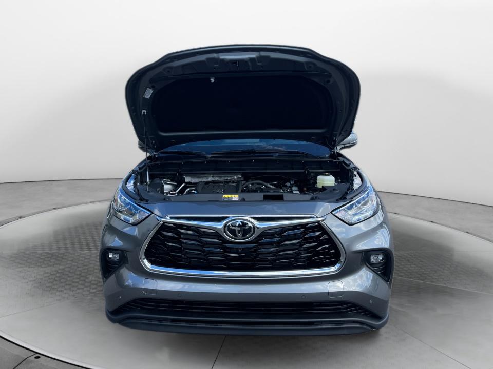 2026 Toyota Highlander Limited