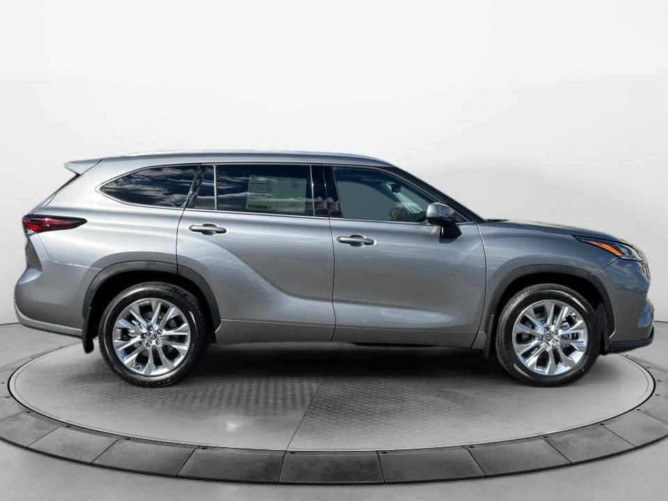 2026 Toyota Highlander Limited