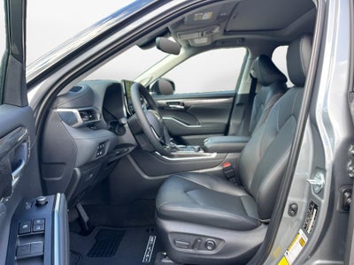 2026 Toyota Highlander Limited