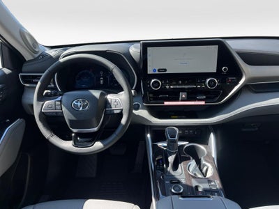 2026 Toyota Highlander Limited