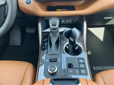 2026 Toyota Highlander Platinum