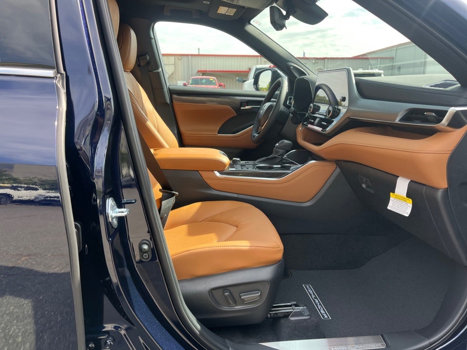 2026 Toyota Highlander Platinum