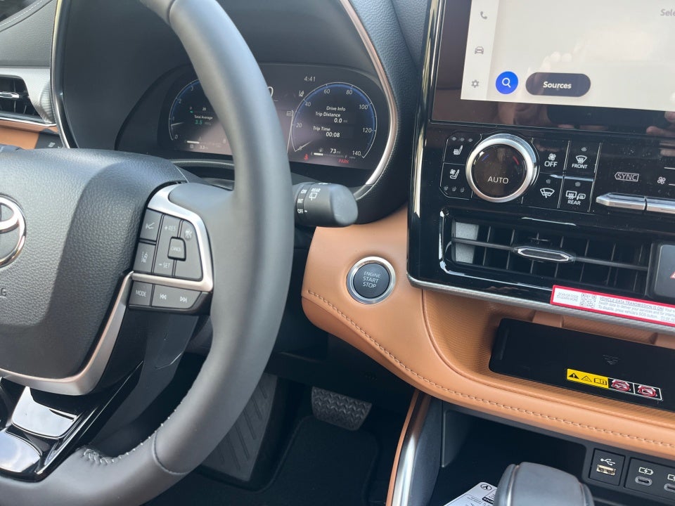 2026 Toyota Highlander Platinum