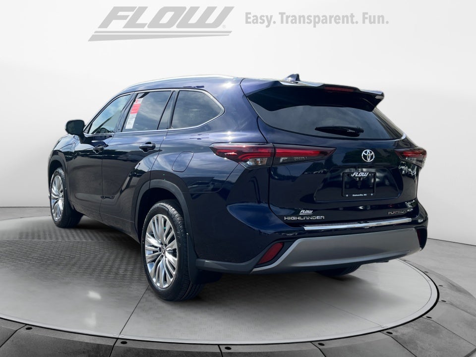 2026 Toyota Highlander Platinum
