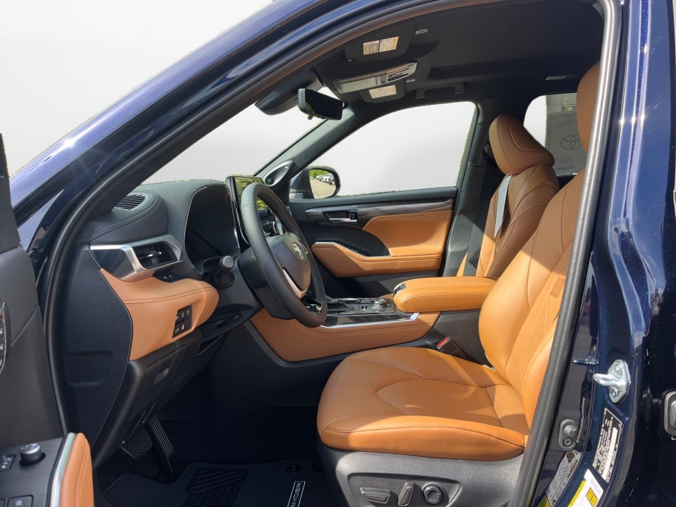 2026 Toyota Highlander Platinum
