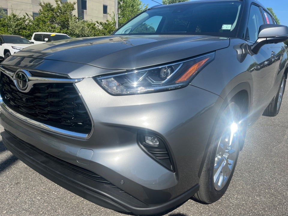 2026 Toyota Highlander Hybrid Limited