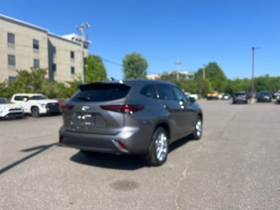 2026 Toyota Highlander Hybrid Limited