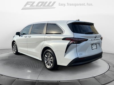 2025 Toyota SIENNA XLE XLE 8 Passenger