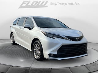 2025 Toyota SIENNA XLE XLE 8 Passenger