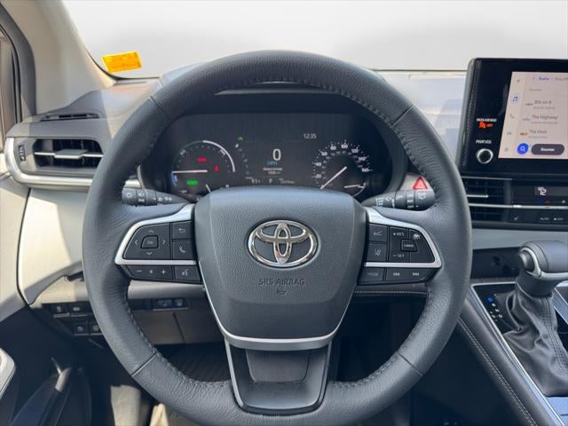 2025 Toyota Sienna XLE