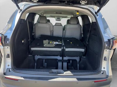 2025 Toyota Sienna XLE