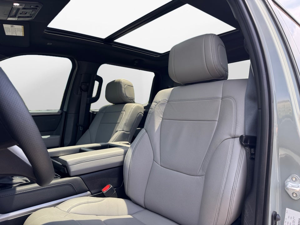2026 Toyota Tundra Limited CrewMax 5.5' Bed