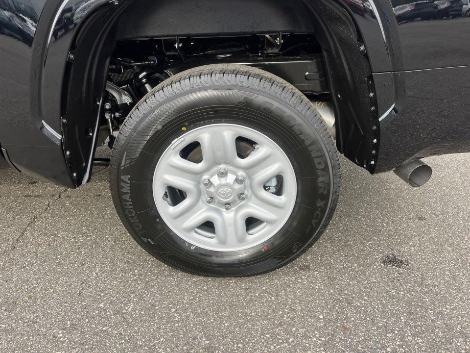 2026 Toyota Tundra SR CrewMax 5.5' Bed