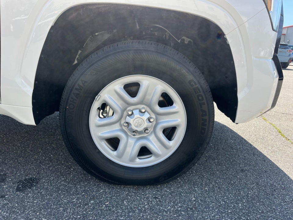 2026 Toyota TUNDRA 4X4 SR CrewMax 5.5' Bed