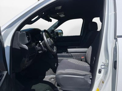 2026 Toyota TUNDRA 4X4 SR CrewMax 5.5' Bed