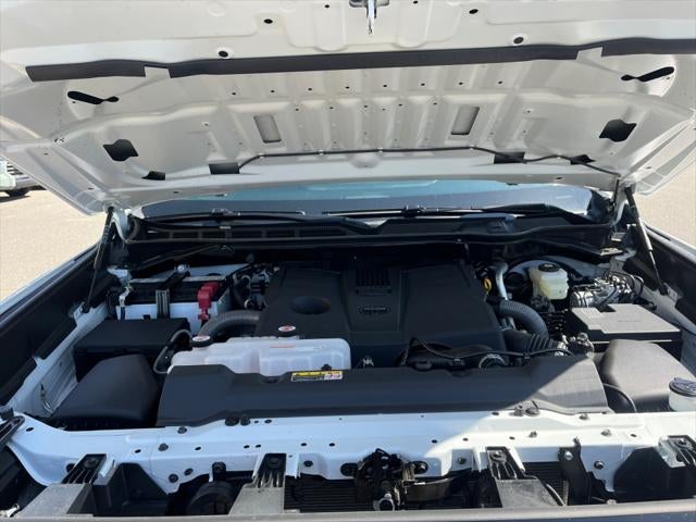 2026 Toyota TUNDRA 4X4 SR CrewMax 5.5' Bed