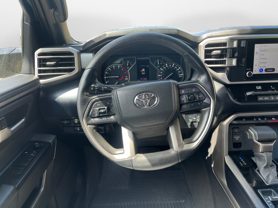 2025 Toyota TUNDRA 4X4 SR5
