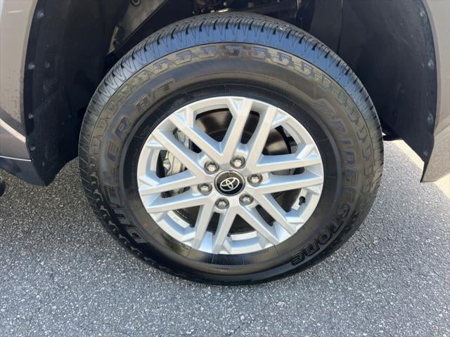 2025 Toyota TUNDRA 4X4 SR5