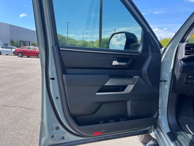 2024 Toyota TUNDRA 4X4 SR5