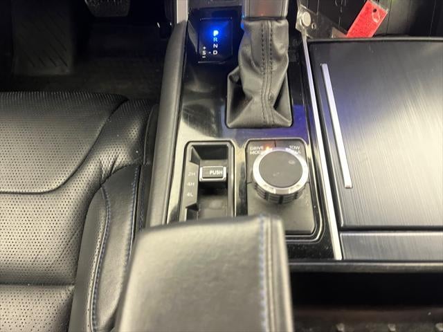 2023 Toyota Tundra i-FORCE MAX Platinum