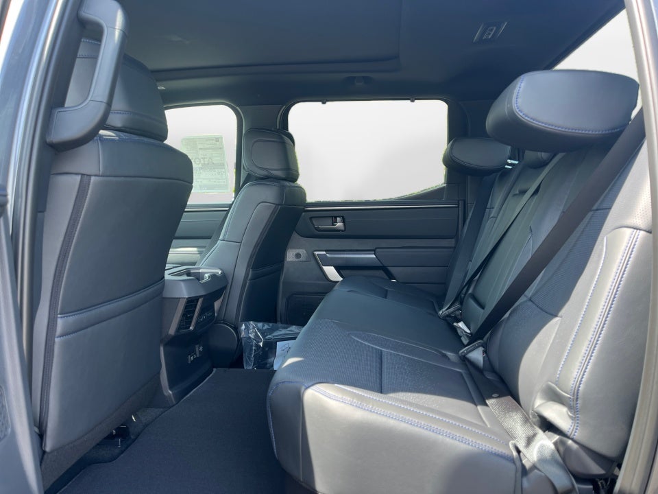 2026 Toyota Tundra i-FORCE MAX Platinum i-FORCE MAX