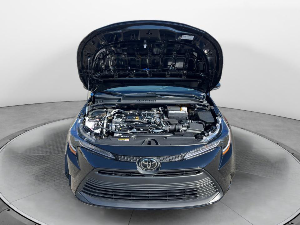 2027 Toyota Corolla LE