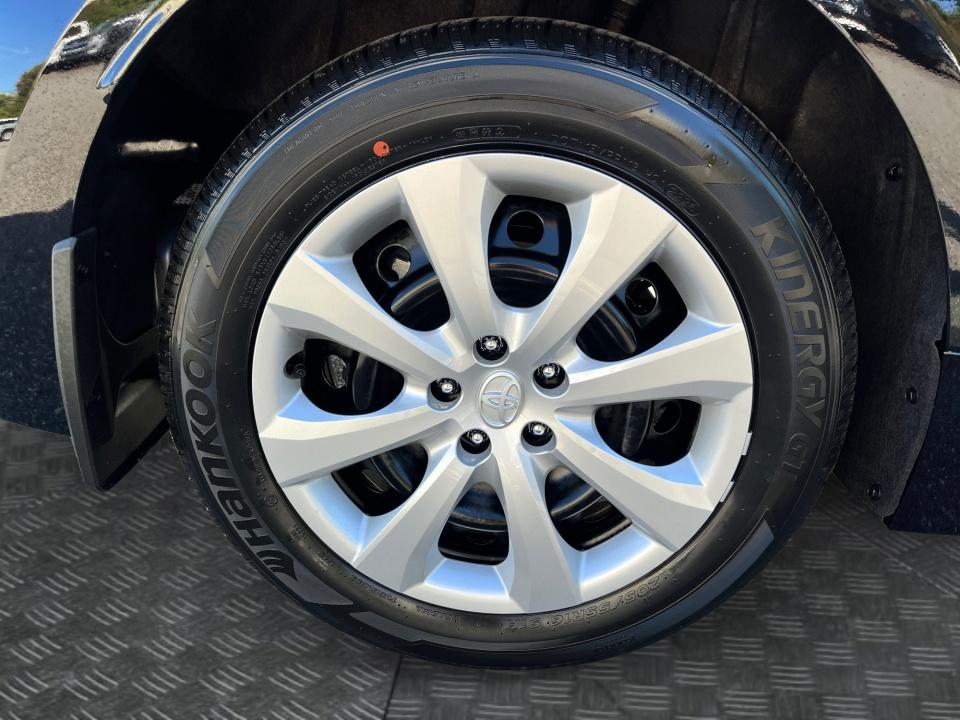 2027 Toyota Corolla LE
