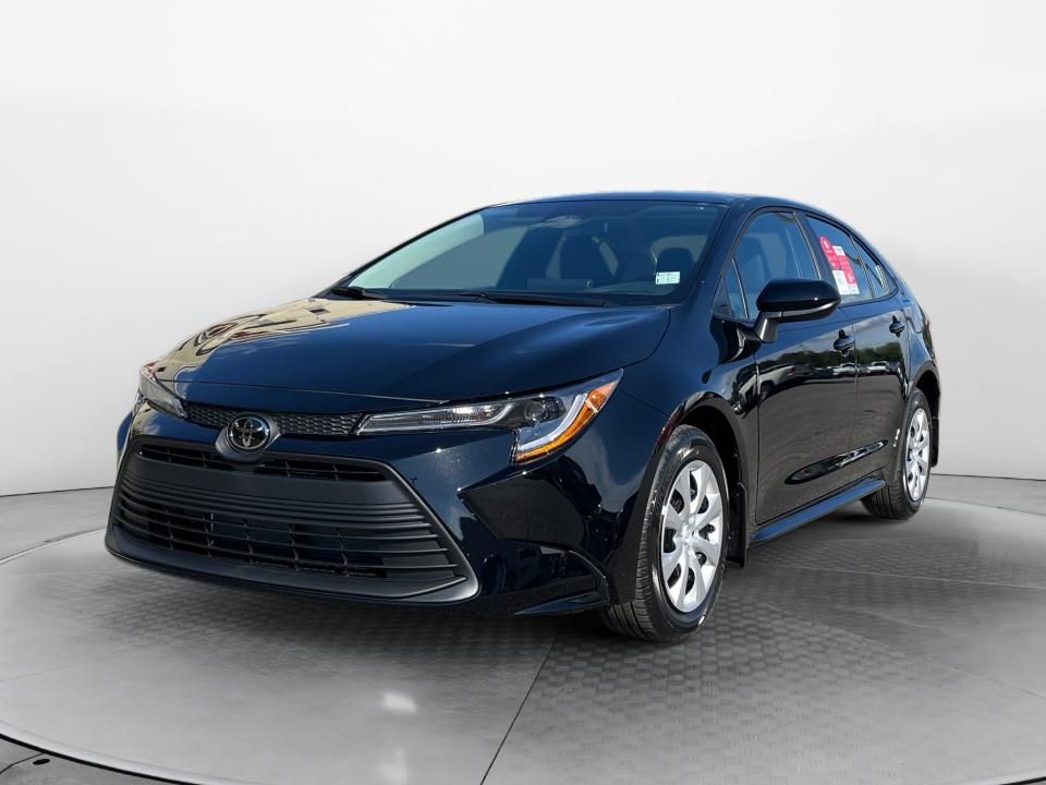 2027 Toyota Corolla LE