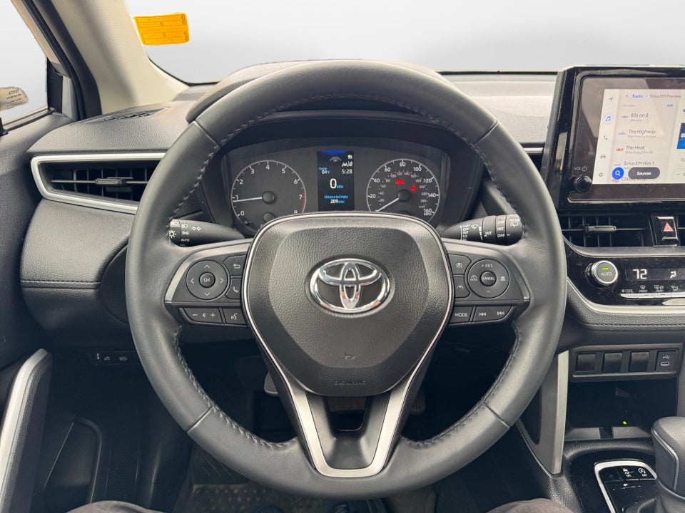 2025 Toyota Corolla Cross LE