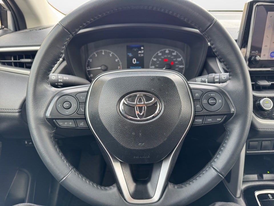2025 Toyota Corolla Cross LE