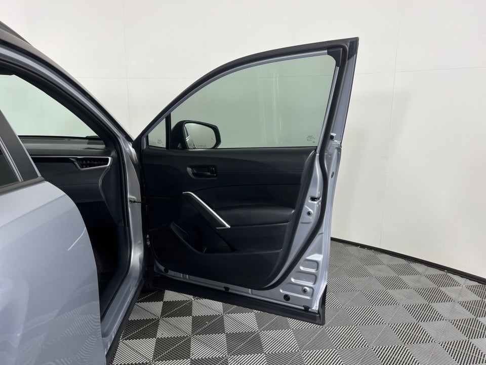 2024 Toyota Corolla Cross Hybrid SE