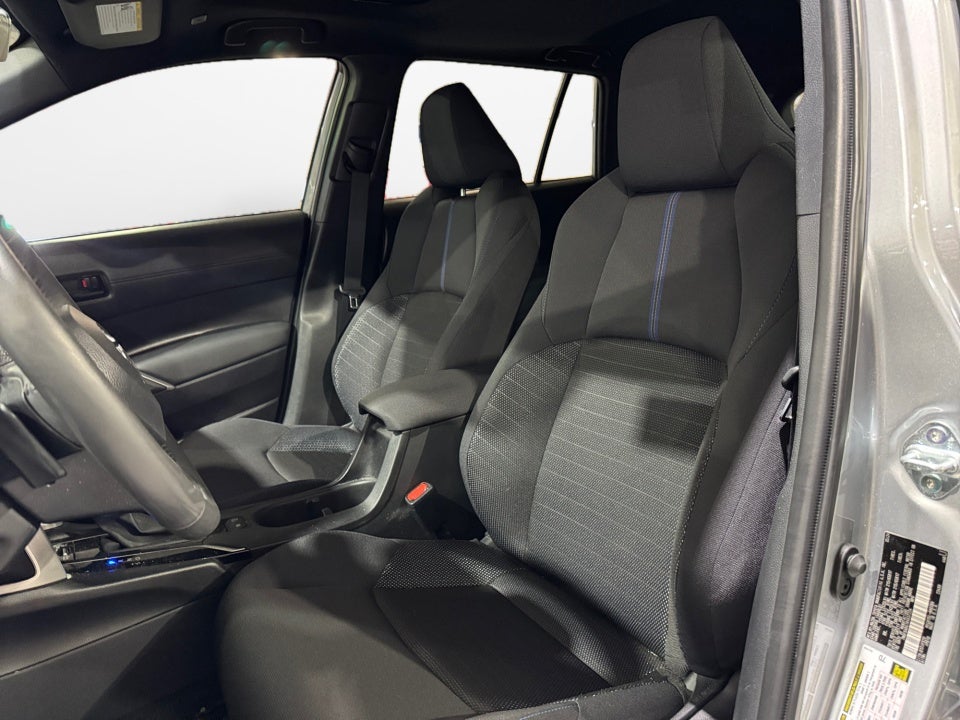 2024 Toyota Corolla Cross Hybrid SE