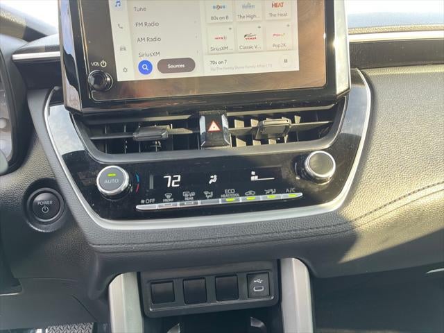 2024 Toyota COROLLA CROSS HV SE