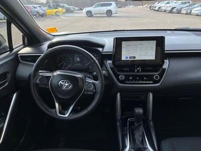 2024 Toyota COROLLA CROSS HV SE